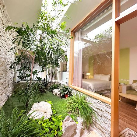 Yage Hotspring House Bed and Breakfast Jiaoxi Exteriör bild