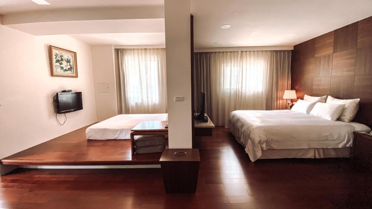 Yage Hotspring House Bed and Breakfast Jiaoxi Exteriör bild
