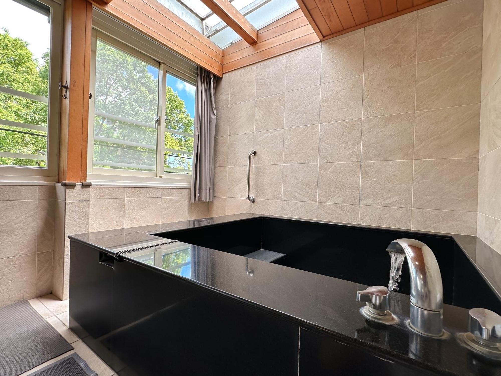 Yage Hotspring House Bed and Breakfast Jiaoxi Exteriör bild