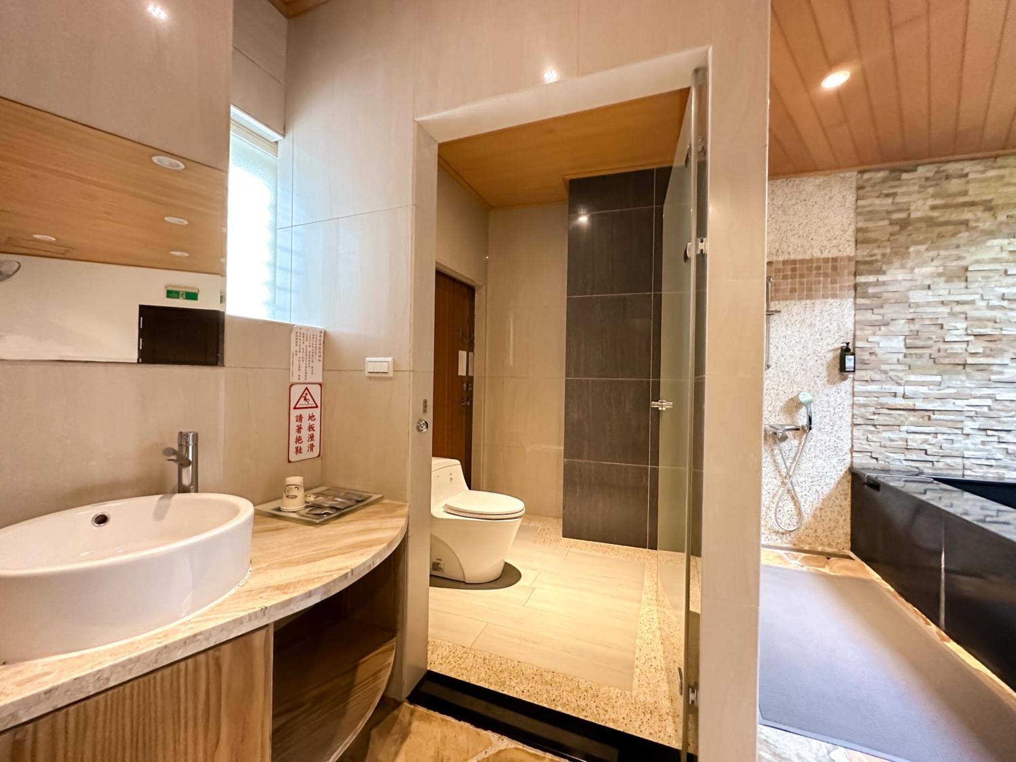 Yage Hotspring House Bed and Breakfast Jiaoxi Exteriör bild